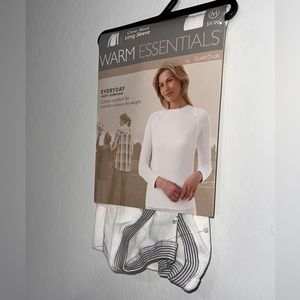 NWT Women’s warm, essentials, crew, neck, long sleeve, underwear, medium